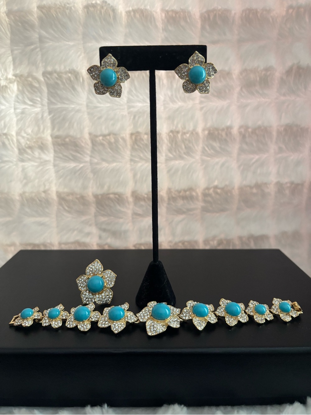 Turquoise Flower Crystal Bracelet, Ring & Earrings Set
